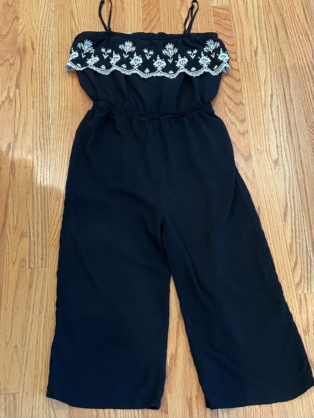Love Tree Black Strapless Wide-Leg Capri Jumpsuit with White Embroidery